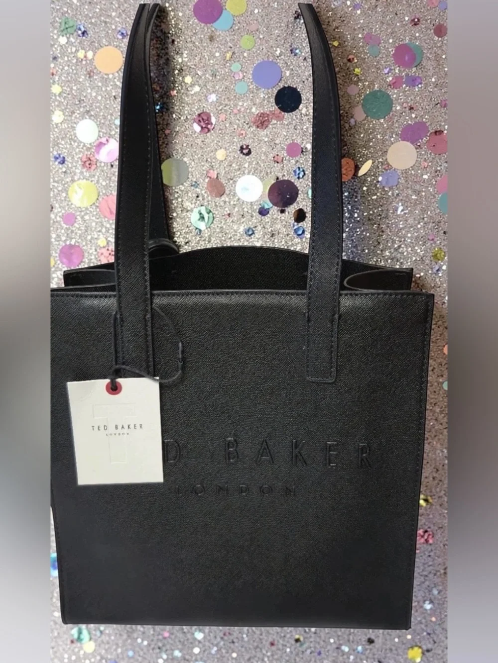 Ted Baker The Icon Black Tote Bag Flower Charm Embossed Logo Double
Handles NWT - Picture 3 of 6